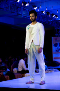Fashion Design Courses In Kolkata Fashion Leaders Train at GIFT