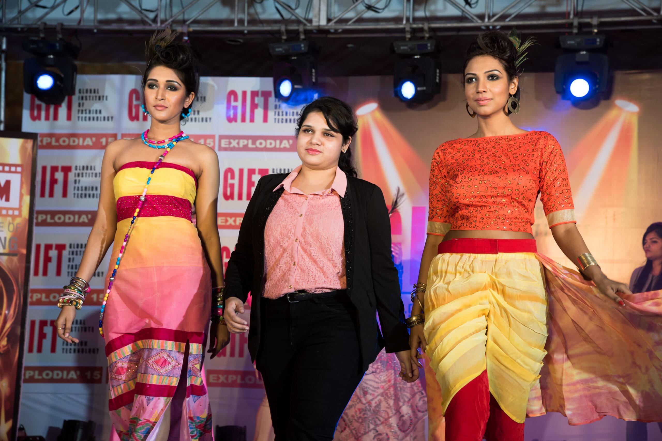 Top Fashion Designing Institute in Kolkata – GIFT Design Academy