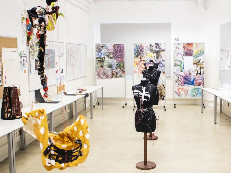 Fashion Design Course In Kolkata GIFT - Fashion Design